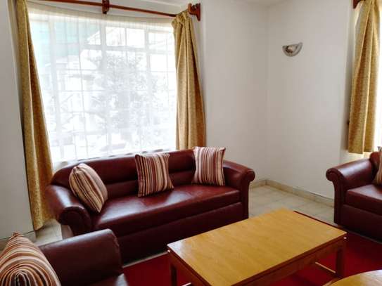 1 Bed Apartment with Swimming Pool in Kilimani image 1