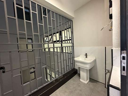 1 Bedroom apartment for rent in Kilimani image 9