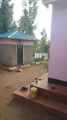 HALF ACRE LAND FOR SALE AT KENOL WITH A TWO BEDROOMED HOUSE image 9