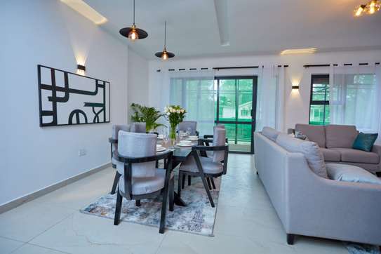 3 Bed Apartment with En Suite in General Mathenge image 6
