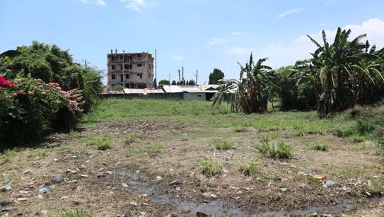 1,348 m² Land in Nyali Area image 1
