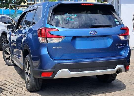 SUBARU FORESTER NEW SHAPE image 3