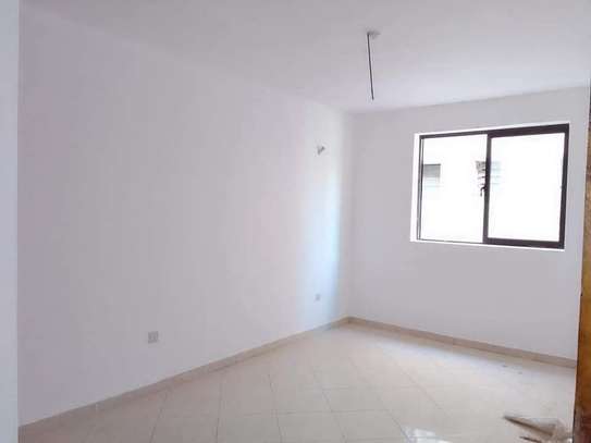 2 Bed Apartment with En Suite in Mtwapa image 5