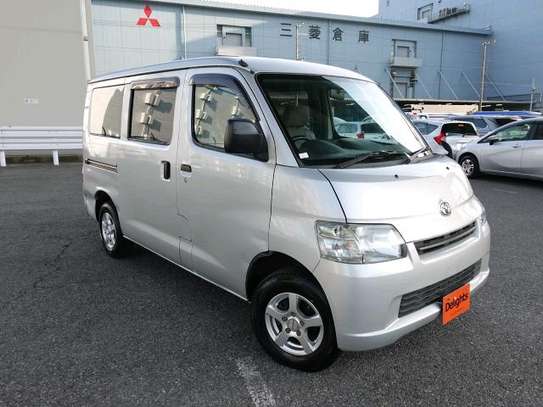 TOYOTA TOWNACE (MKOPO ACCEPTED) image 3