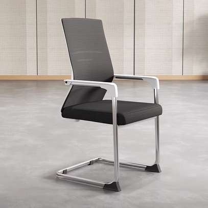 Mesh Cantilever Visitors office bow chair image 4