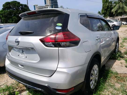 Nissan X-trail silver 2wd 2017 s image 10