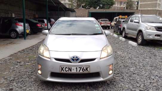 CLEAN Toyota Prius (2010) AVAILABLE FOR SALE image 1
