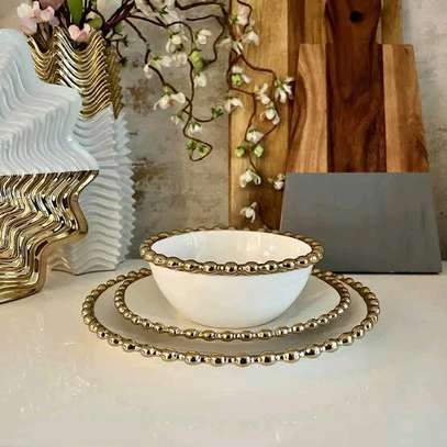 30pc nordic classic dinner set with gold rim. image 1
