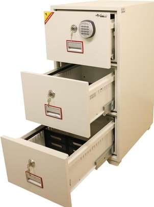 Office Safe: Diplomat 3-Drawer Fireproof safe image 2