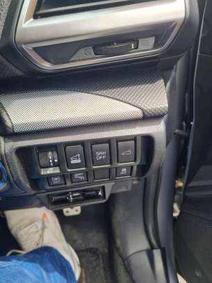 Subaru Forester E-boxer Sunroof 2018 image 5