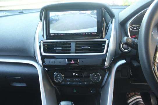 Mitsubishi Eclipse Cross SUV Alloys Sunroof 2018 30,000 Kms image 7