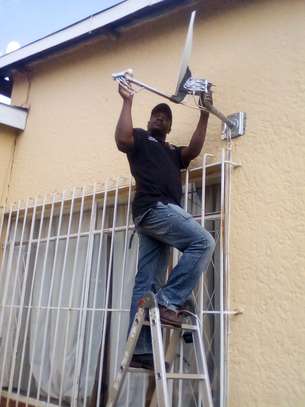 DStv Signal Problems - Relocations, Repairs, Upgrades | Quick Response. Accredited Installers. image 1