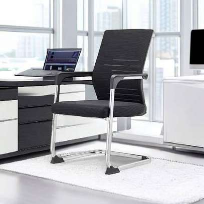 Black Ergonomic Mesh Visitors Waiting Chair image 6