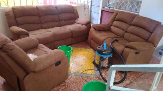 Sofas, Matress and carpet Cleaning image 2