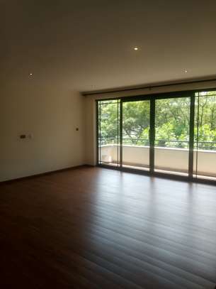 3 Bed Apartment with En Suite at Church Road image 8