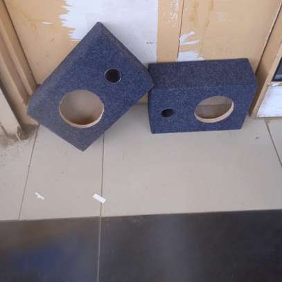 Custom 6" x 9" vented Speaker Box with Carpet. (1 Pair) image 1