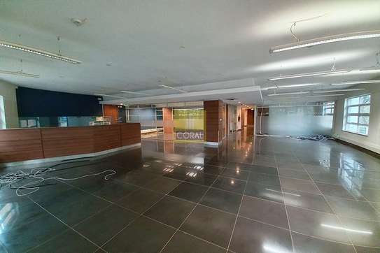 3500 ft² office for rent in Westlands Area image 17