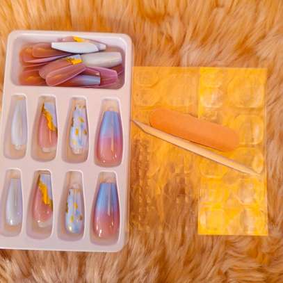 Reusable press on nails 24 pieces image 1