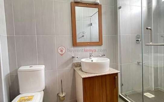 3 Bed Apartment with En Suite in Kilimani image 2