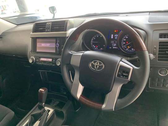 Toyota Landcruiser Prado Petrol in Mombasa image 6