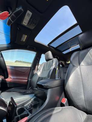 Toyota Harrier KDA image 10