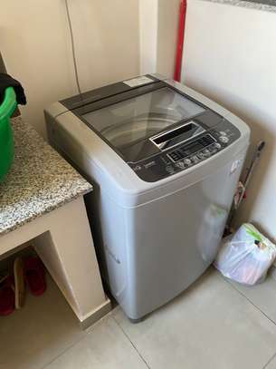 LG Washing Machine image 4