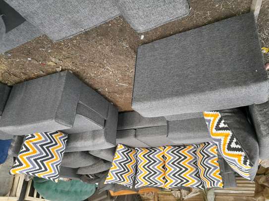 Ready-made five seater sofa set on sell image 1