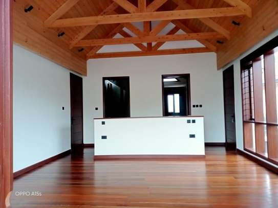 4 Bed Townhouse with En Suite in Runda image 36