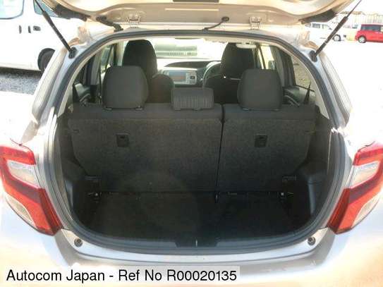 Toyota vitz (cash or hire) image 6