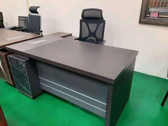 2m Executive desk image 1