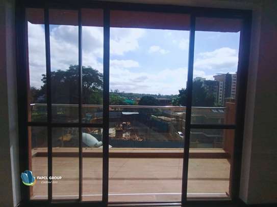 Serviced 3 Bed Apartment with En Suite in Parklands image 12