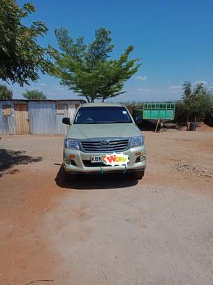 2009 Toyota double cab for sale locally assembled image 2