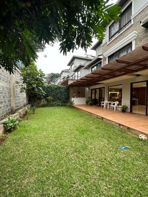 5 Bed Townhouse with En Suite in Kitisuru image 4