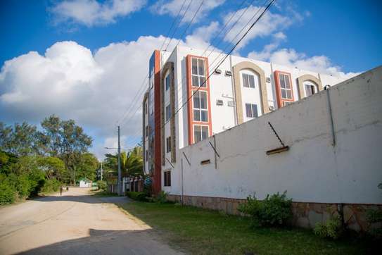 Serviced 10 Bed Apartment with En Suite in Nyali Area image 9