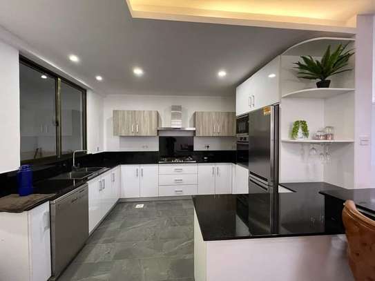 3 Bed Apartment with En Suite in Kileleshwa image 5