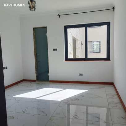 3 Bed Apartment with En Suite in Kileleshwa image 3