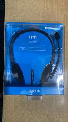 Logitech H111 headset image 1