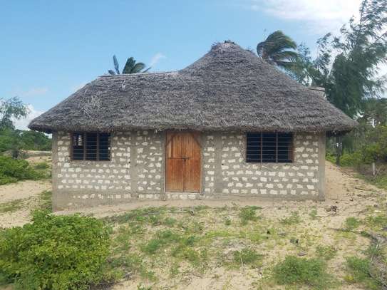 1 Bed House with En Suite in Malindi image 4