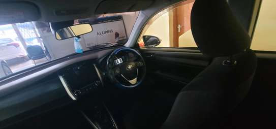 Used Toyota Fielder image 4