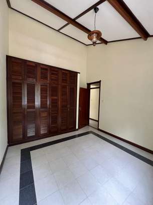 4 Bed House with En Suite at Shanzu Road image 31