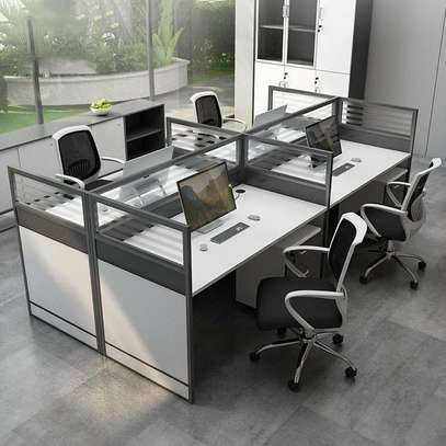 Workstations: 6 Way Modular Office Workstation image 6