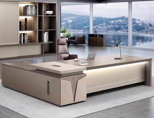 Office Desk : 1.8 Metres Premium Luxury Executive C.E.O Desk image 1