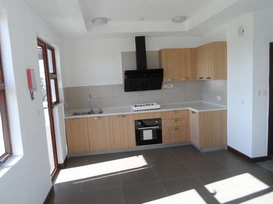 2 Bed Apartment with En Suite in Vipingo image 2