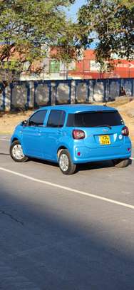 Toyota passo Blue image 6