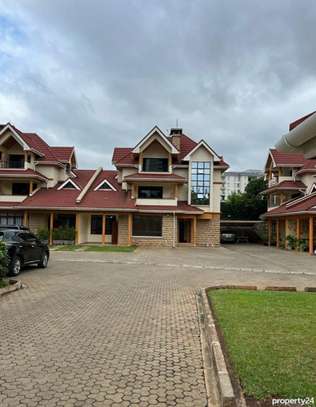 4 Bed Townhouse with En Suite in Kileleshwa image 30