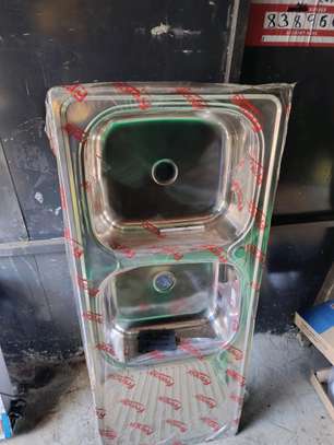 Kitchen sink image 3