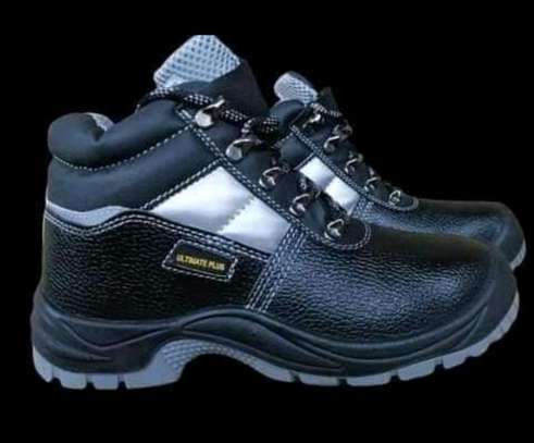 Ultimate Plus Safety Boots image 2