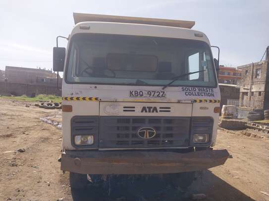Used Tata truck image 2