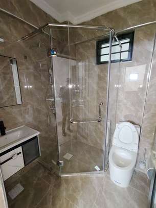 1 Bed House with Gym in Kilimani image 6