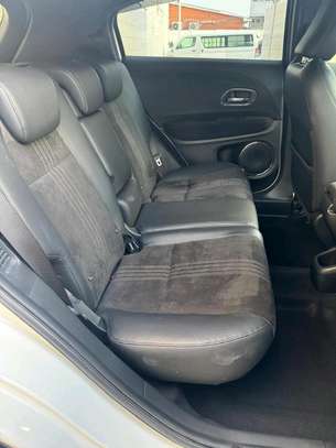 HONDA VEZEL 2018MODEL 2WL 1500cc image 6